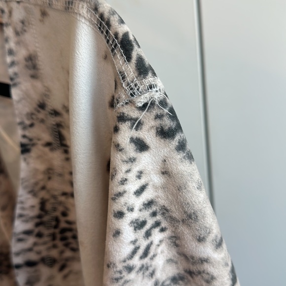 Philosophy 2X Animal Print Faux Leather Open Front Cardigan with Pockets - Picture 9 of 9